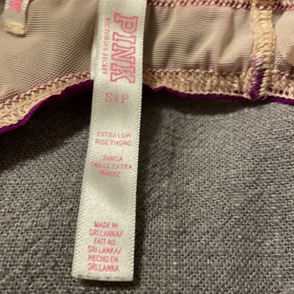 Victoria’s Secret Pink Lace Thong Stretch Small - Picture 3 of 3